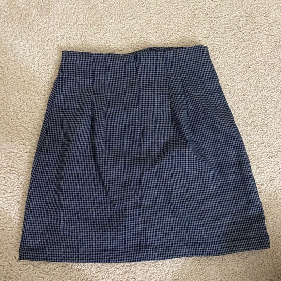 SOLD ON MERC@RI - Picture 2 of 7